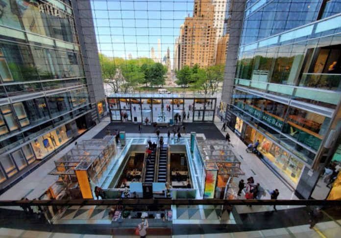 5 Best Shopping Centres in New York - Shopping Centres