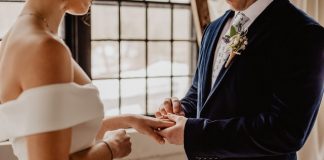 5 Best Marriage Celebrants in Houston, TX