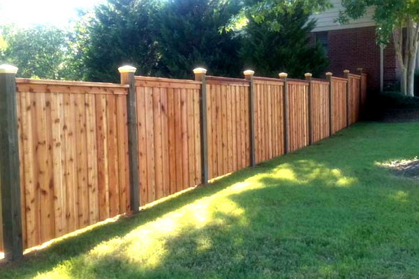 Good fence contractors in Memphis