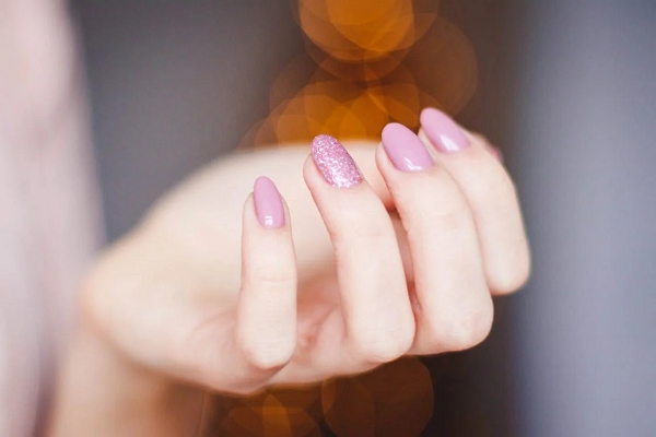 Good Nail Salons in Cleveland