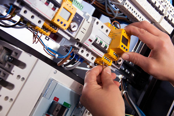 Electricians in Raleigh