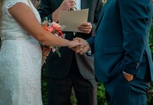 5 Best Marriage Celebrants in Cleveland, OH