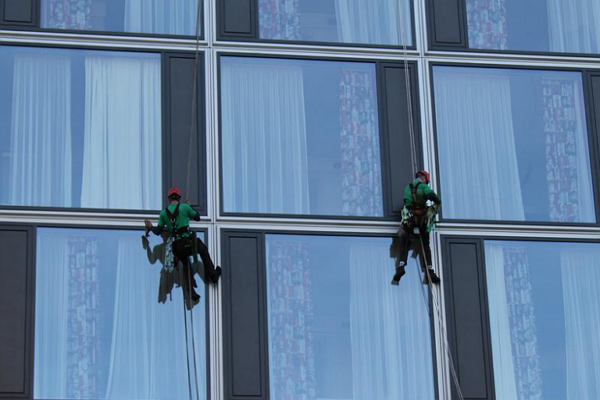 Top Window Cleaners in Aurora