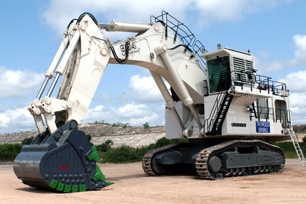 Heavy Machinery Dealers in Miami