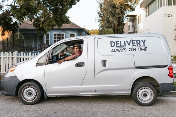 One of the best Courier Services in Oakland