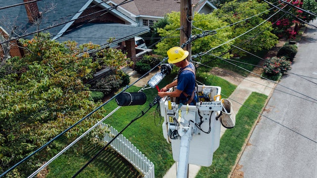 Best Electricians in Near North Side